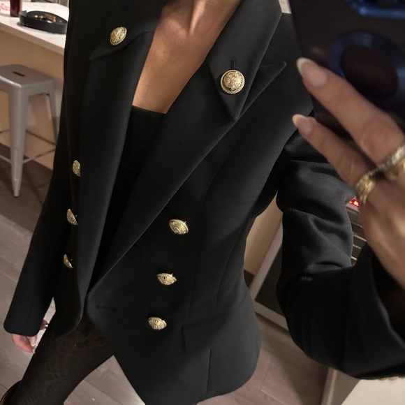 New classic Balmain blazer! - Picture 4 of 9